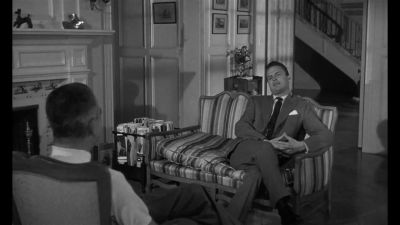 Now who could that be - Kiss Me Deadly