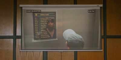 Now, Detective Perez,
is that you we see in the elevator? - The Lincoln Lawyer