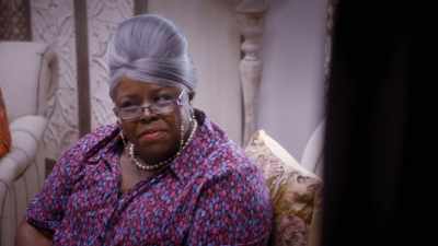 Now, don't you think that... that...
that made your little gift look like... - Boo 2! A Madea Halloween