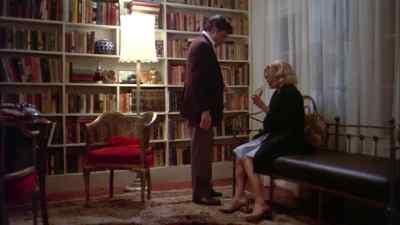 Now, drink this. - Minnie and Moskowitz