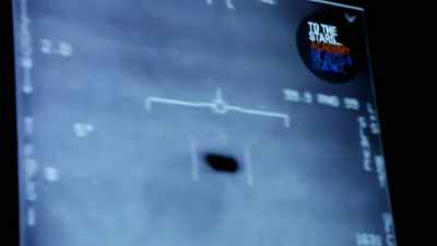 Now Elizondo is meeting with
two leading aviation experts - Unidentified: Inside America's UFO Investigation