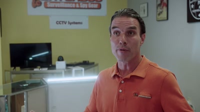 Now your everyday person
can come into a store - Killers: Caught on Camera