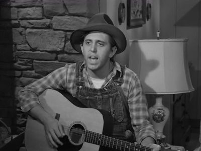 * NOW, EVO WALKER
WAS BORN IN KENTUCKY * - The Andy Griffith Show