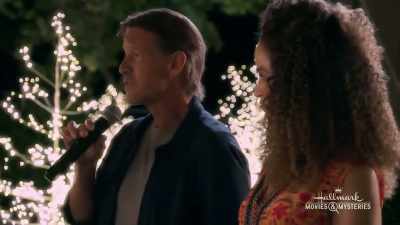 Now, they first met
because of music, - Perfect Harmony