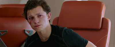 Now, your friends are in trouble,
you're all alone, your tech is missing. - Spider Man: Far from Home