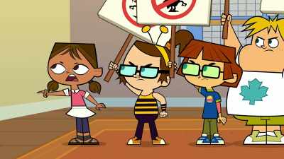 - Now you go in there
and tell them - Total DramaRama