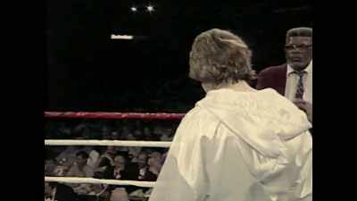 "Now we gotta watch
a women's novelty sideshow." - Untold: Deal with the Devil