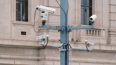 Now we have evidence
from mobile phones, - Killers: Caught on Camera