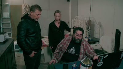 -Now he's dead. -Heart attack, right? - Adrenaline