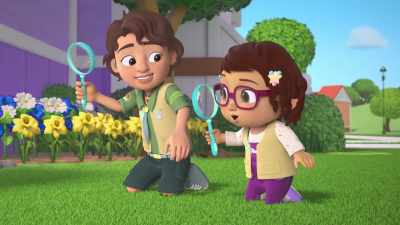 Now, hold up your magnifying glass and... - CoComelon Lane