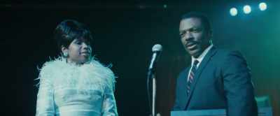 Now, I am here to honor Aretha. - Respect