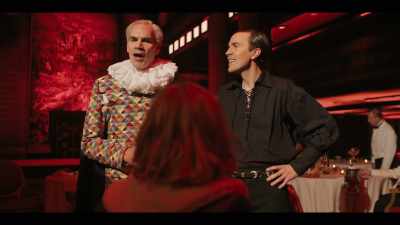 Now, if I could just
speak to your parents, - Haunting of the Queen Mary