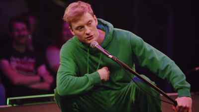 Now, I did have a dog
with me at the time, - James Acaster: Hecklers Welcome