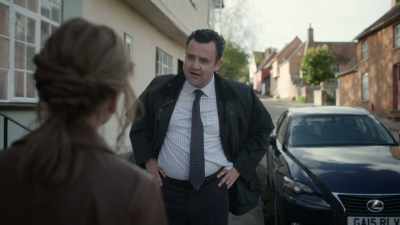 Now, if I feel you're
obstructing an officer - Magpie Murders