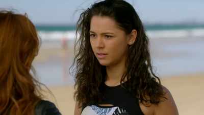 Now, if I get caught,
which I won't, - Reef Break