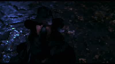 Now that I have your attention - Van Helsing