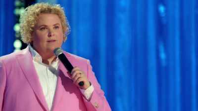 Now, when I was in high school, - Fortune Feimster: Crushing It