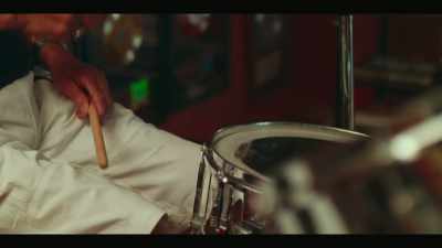 Now I'm going to add
the snare drum. - Disco’s Revenge