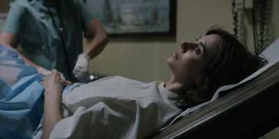 Now, I'm going to give an injection
next to your cervix - GLOW