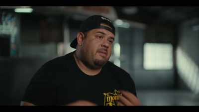 Now I'm in the back, and I'm alone, - Street Food: USA