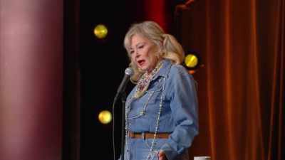 Now I'm, like, half hawaii,
half texas, which is cool. - Roseanne Barr: Cancel This!
