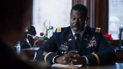 Now, I'm ready to offer you the position,
but before you take it, - Holiday for Heroes