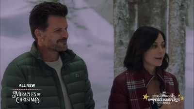 Now, imagine the
altar right there. - Meet Me at Christmas