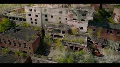 Now insiders stay inside
and outsiders stay outside. - Twisted Metal