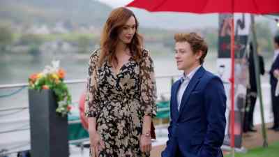 Now, is it my imagination
or is he loosening up? - Love on the Danube: Kissing Stars