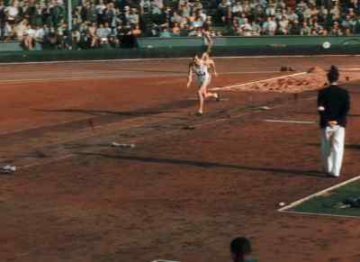 Now it's Bruce of Australia. - XIVth Olympiad: The Glory of Sport