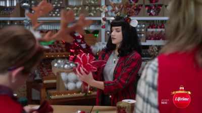 Now, as I've just shown you, - Under the Christmas Tree