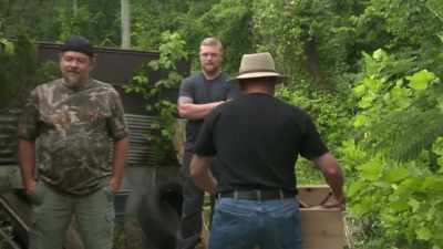 Now, jon. You got
five minutes, starting now. - Moonshiners: Master Distiller