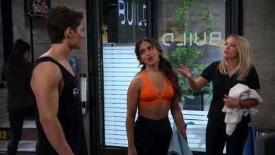 Now he jumps every time Buff Billy does
a deadlift, which is all day. - Pretty Smart