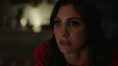 Now Laurel thinks that Aria
is too. - A Deadly Threat to My Family