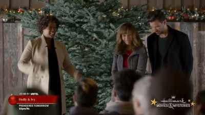 Now, let's get decorating! - Cranberry Christmas