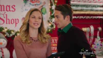 Now... let's talk
about franchising. - Sharing Christmas