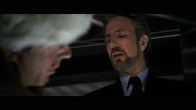 Now lhave a machine gun. - Die Hard