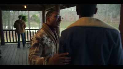 Now, listen, as long as
Ali win on the 26th, - Fight Night: The Million Dollar Heist