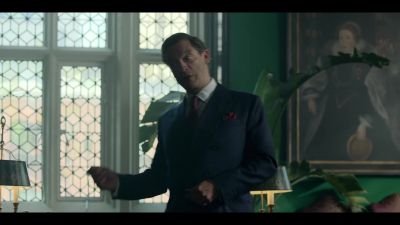 Now to my questions
about our built heritage - The Crown