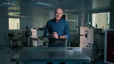 Now, normally when we see objects, - Secrets of Size: Atoms to Supergalaxies