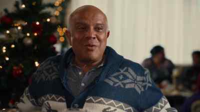 - Now, now, mom, Mr.
- Singh is being modest. - Christmas with the Singhs
