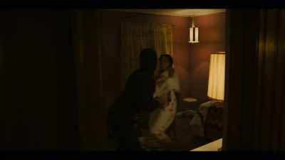 - Now! Now! Now!
Come here, bitch! Come here!
- (SCREAMING) - Fight Night: The Million Dollar Heist