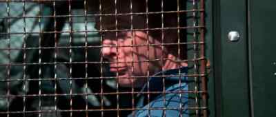 Now! Now! Now! Now! Get in front of it! - The Italian Job