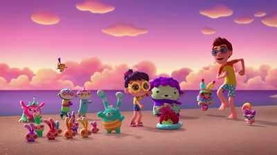 ♪ Now our beach day
is almost done ♪ - Abby Hatcher