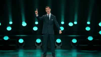 Now, you pack it quite early
when it's your first kid. - Jimmy Carr: Natural Born Killer