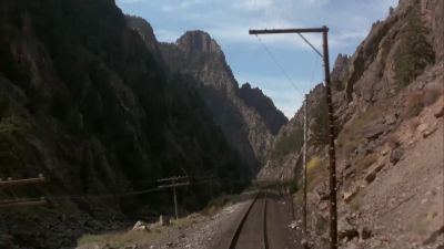 Now pay close attention Mr Penn - Under Siege 2: Dark Territory