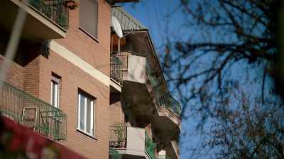 Now people come here
from around the city - Stanley Tucci: Searching for Italy
