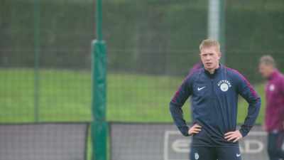 Now that player who sees all that,
goes and runs in behind. - All or Nothing: Manchester City