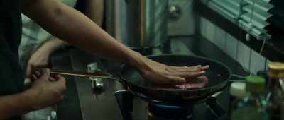 Now, press the meat into the pan,
so it cooks evenly. - Hunger