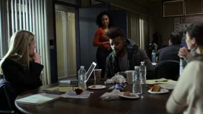 Now, to protect you, I
need your cooperation. - Marvel's The Defenders